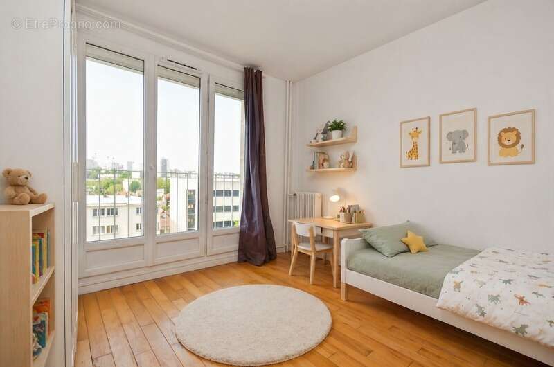 Appartement à BOURG-LA-REINE