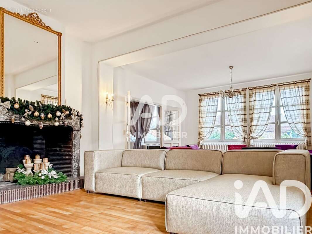 Photo 4 - Maison à COMPIEGNE