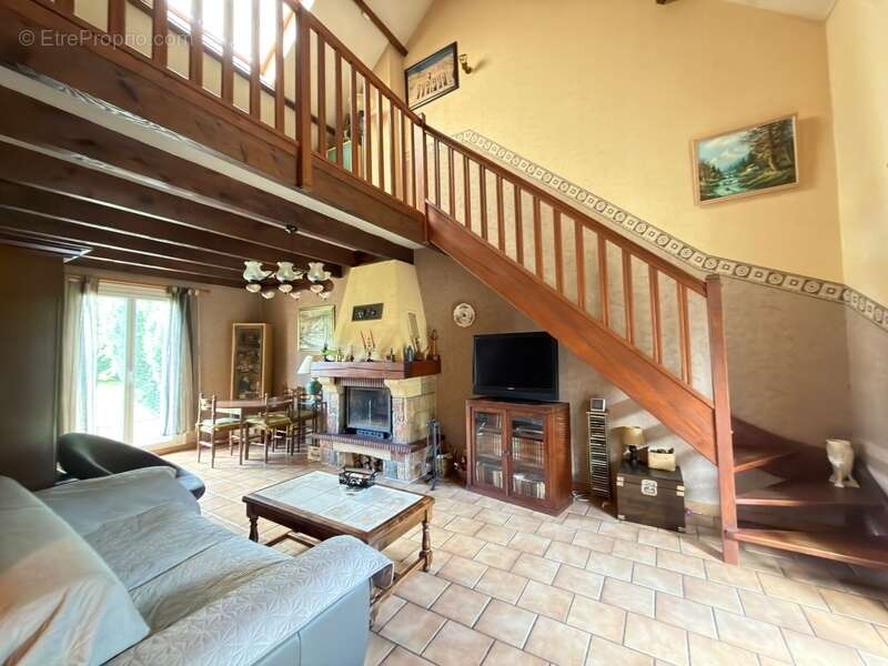 Maison 5 pièces, 110 m2 - photo 2
