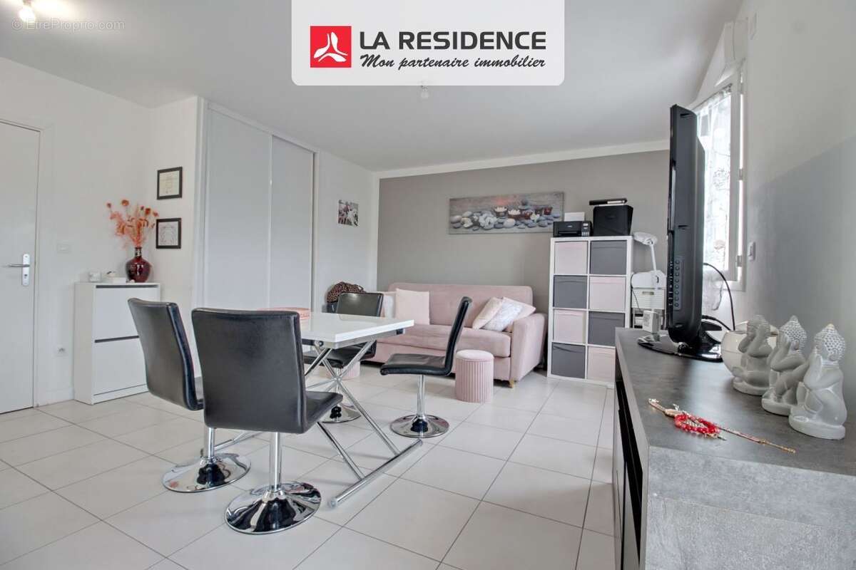 Appartement 30 m² à Sartrouville  - photo 2