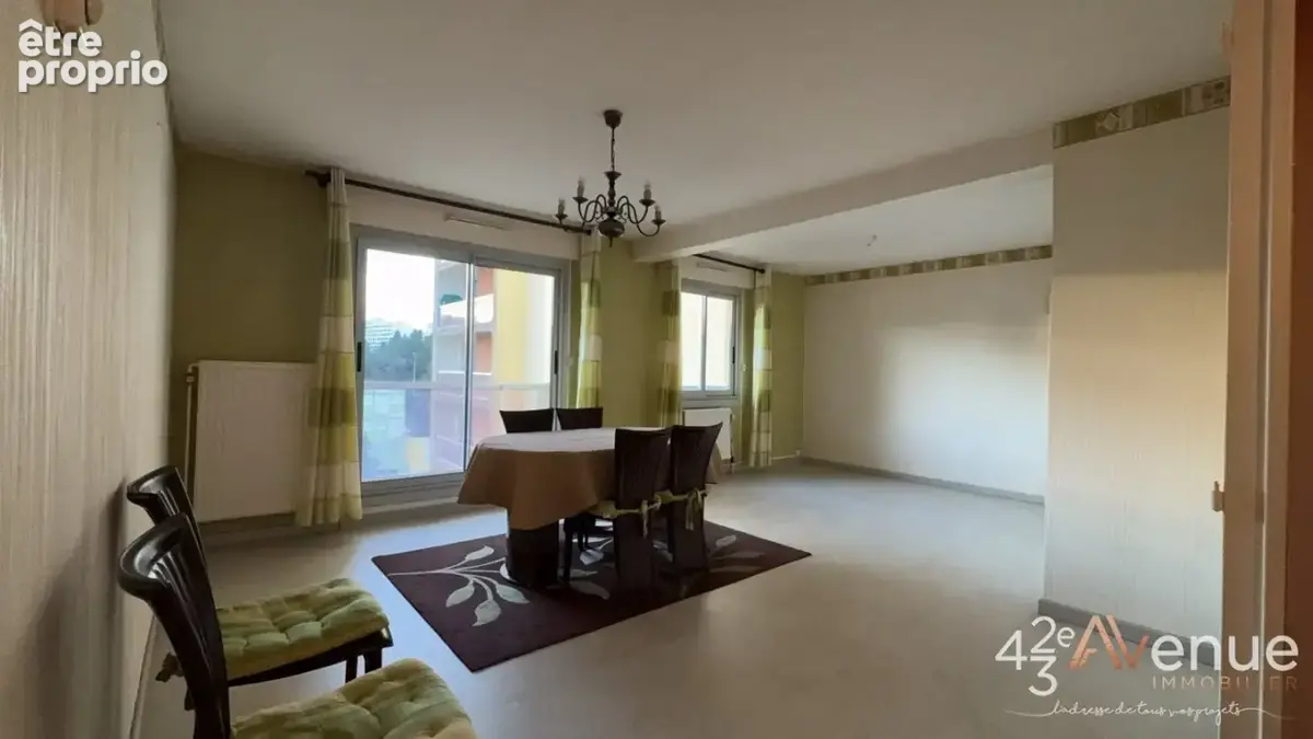 Appartement 3 pièces 66 m² à vendre à Saint-Etienne (42000) - photo 2