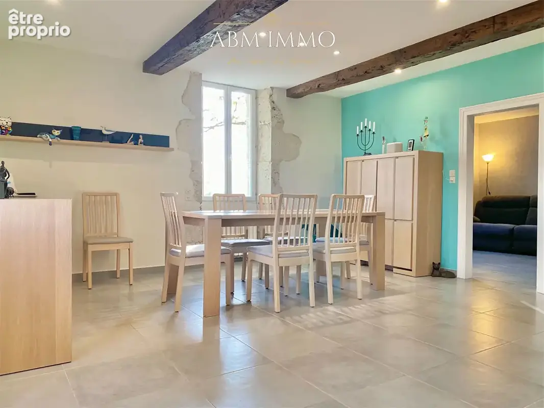 Propriété en pierre  de 400m² avec un ensemble de 4 gîtes - photo 5