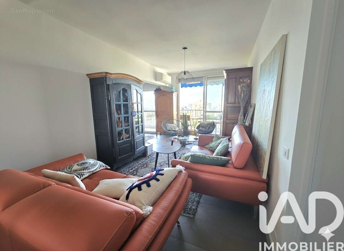 Photo 2 - Appartement à MARSEILLE-9E