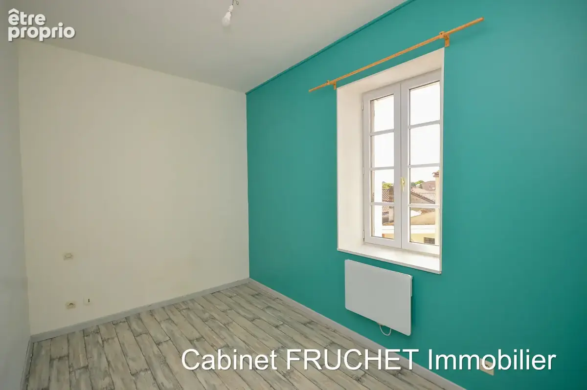 CHANTONNAY - Maison de caractère avec 2 chambres - photo 9