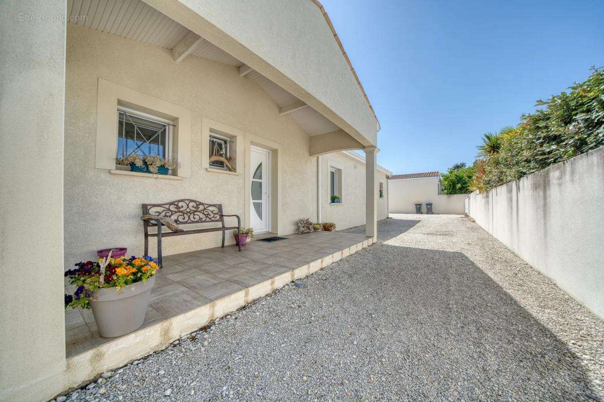 Maison à MESCHERS-SUR-GIRONDE