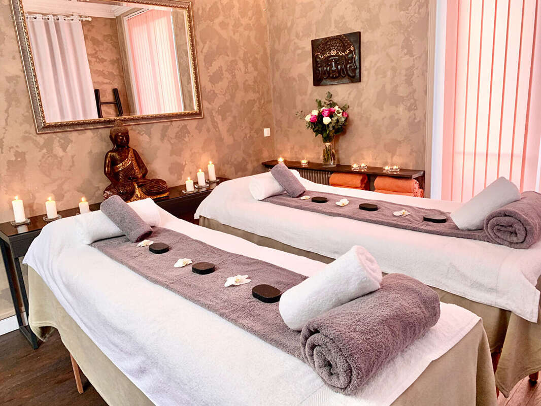 Commerce à ENGHIEN-LES-BAINS