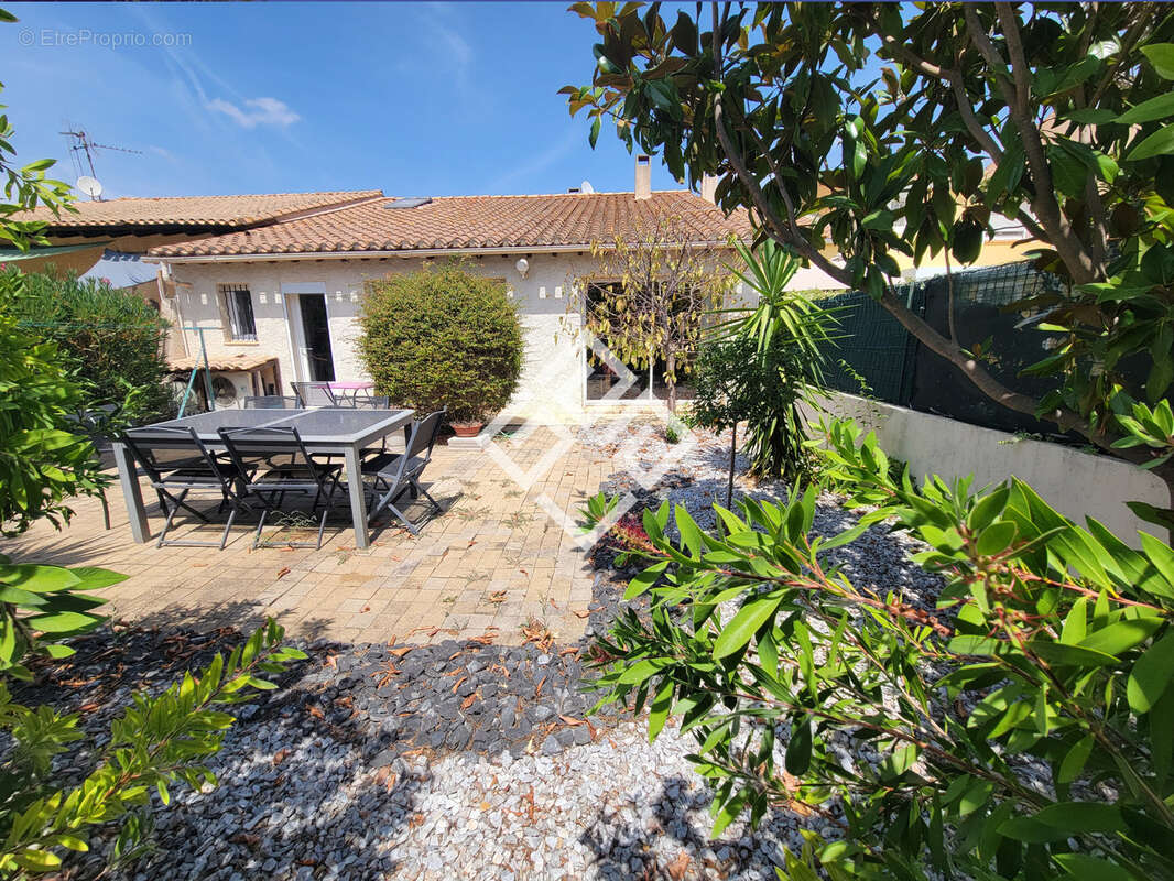 Maison-135 m2- 6 pièces - photo 2