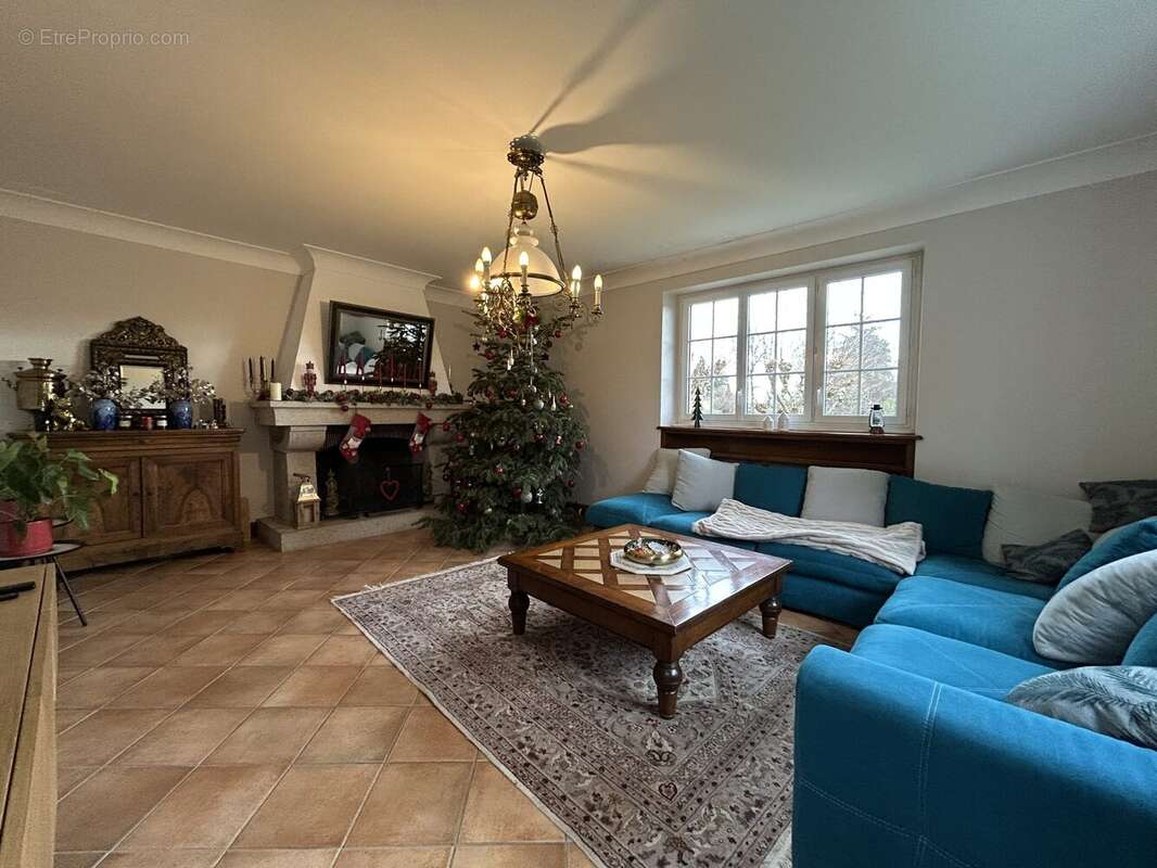 Maison à SAINT-PRIEST-TAURION