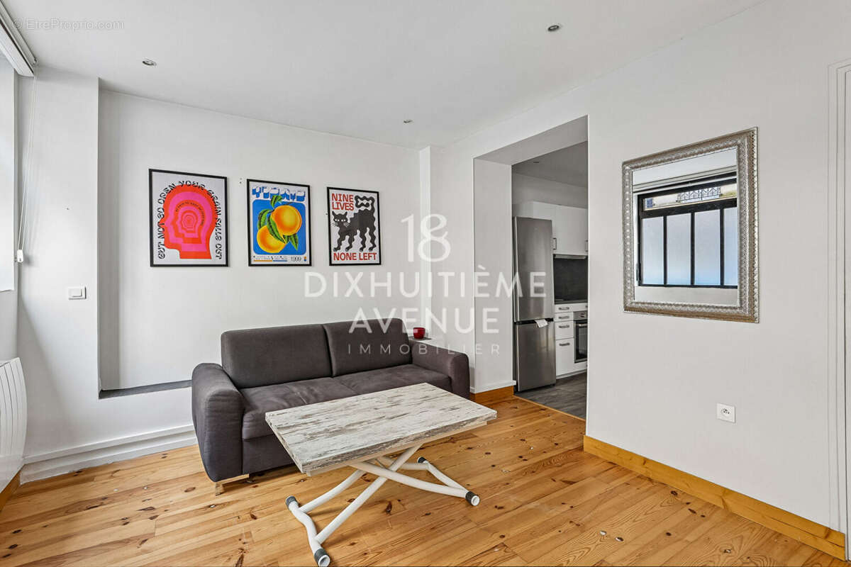 Appartement à PARIS-18E