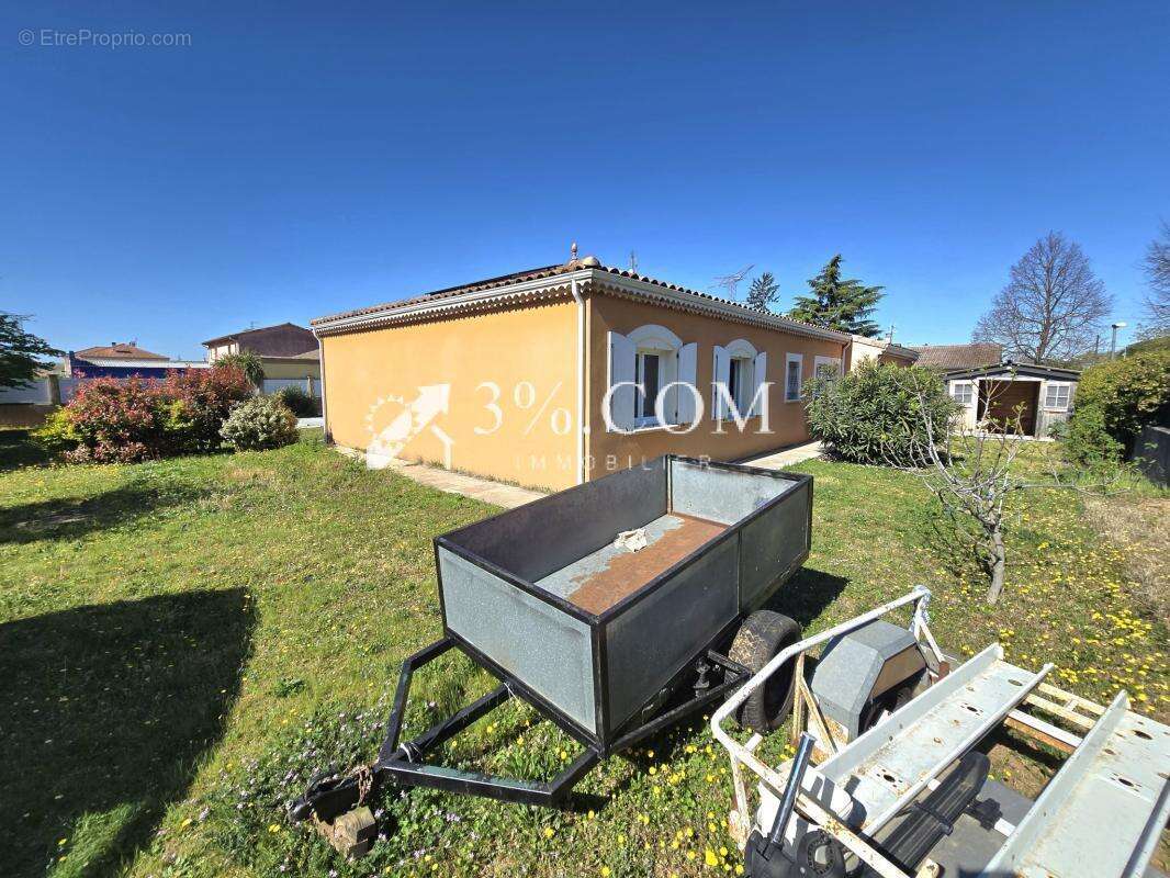 Maison à CHATEAUNEUF-SUR-ISERE