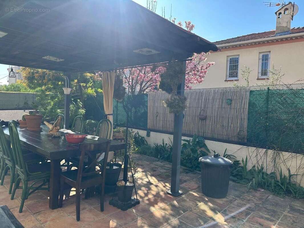 Maison à CAGNES-SUR-MER