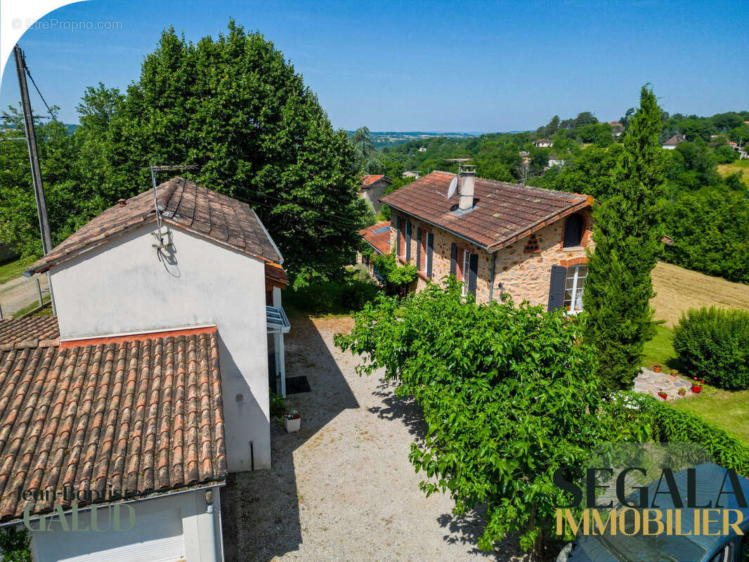 Maison avec gîte sur les hauteurs de Carmaux - photo 8