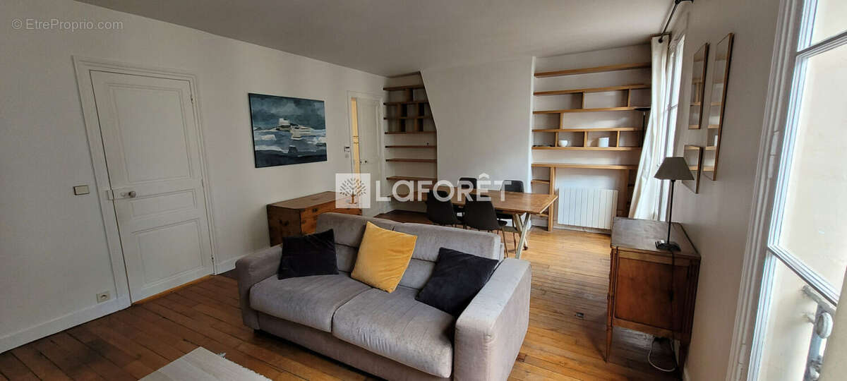 Appartement à PARIS-2E