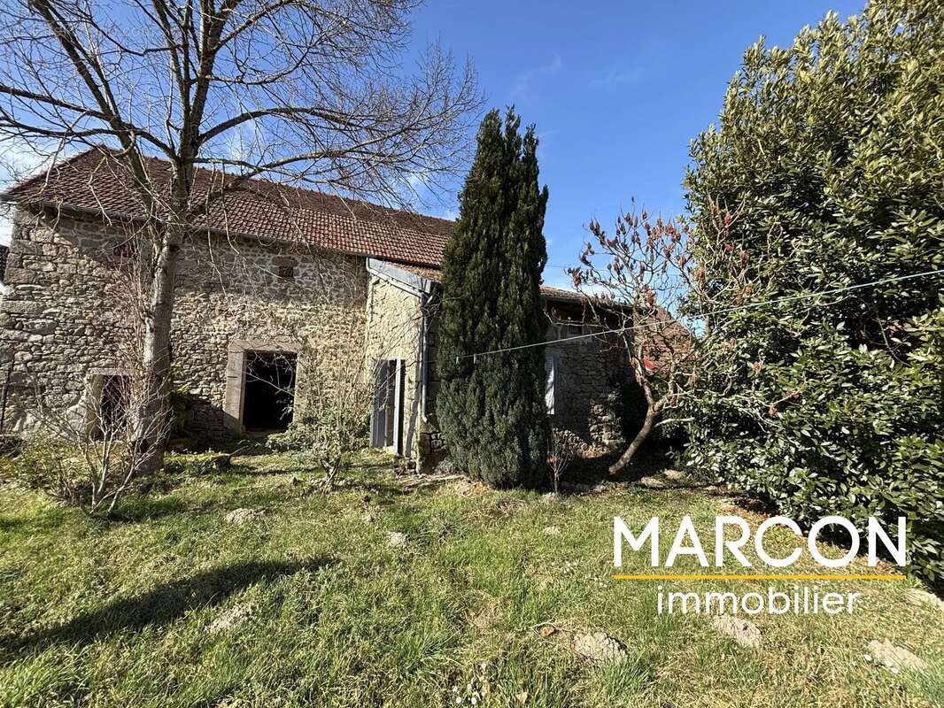 Maison à CHAMPAGNAT