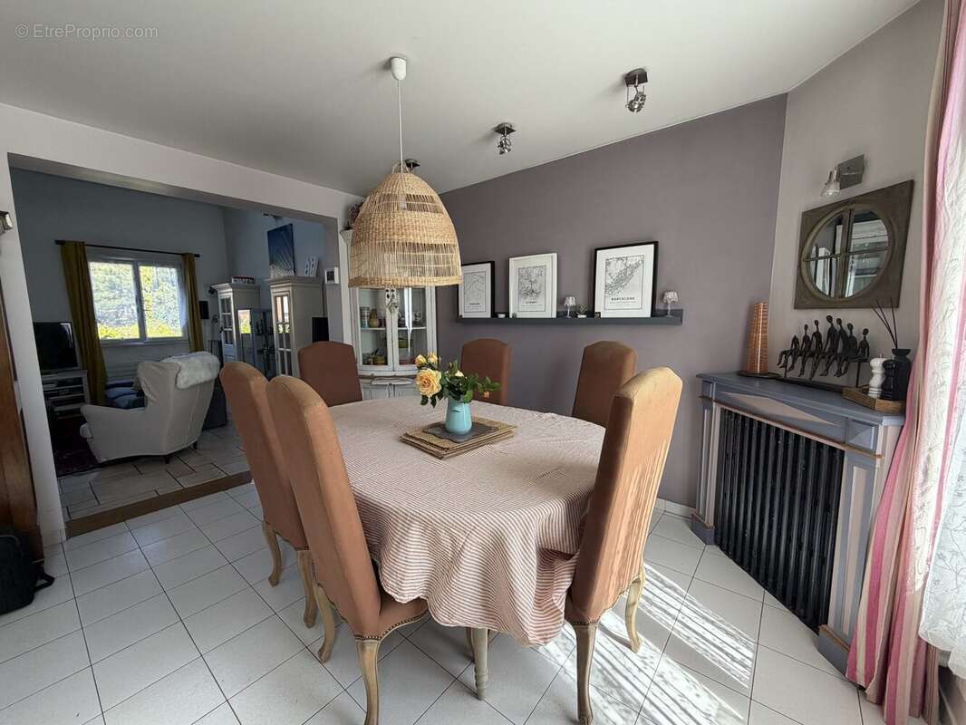 Maison à LE BLANC-MESNIL