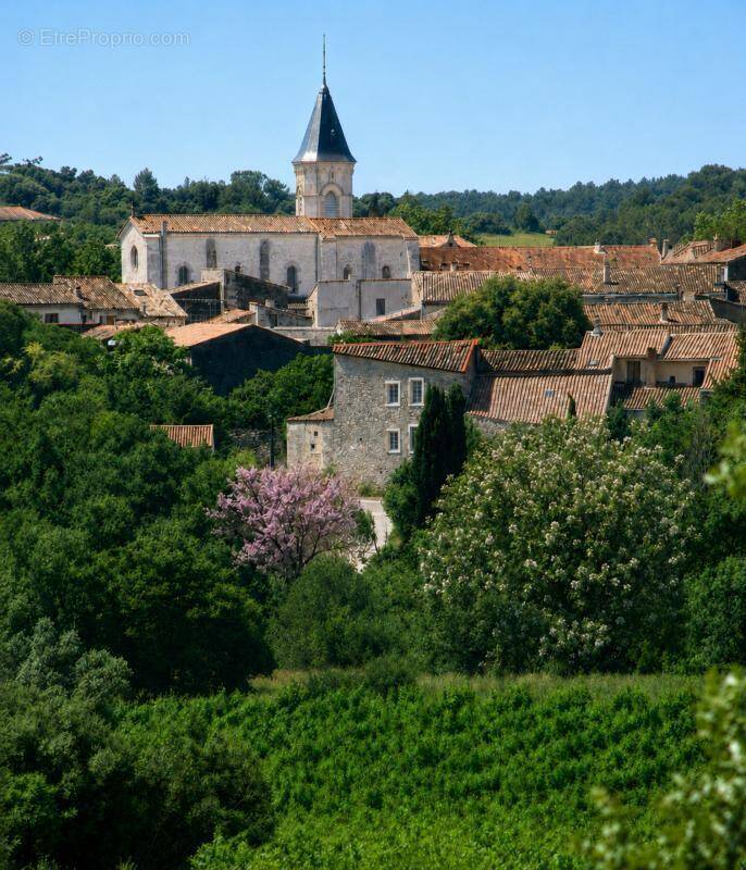 Terrain à SAINT-DREZERY