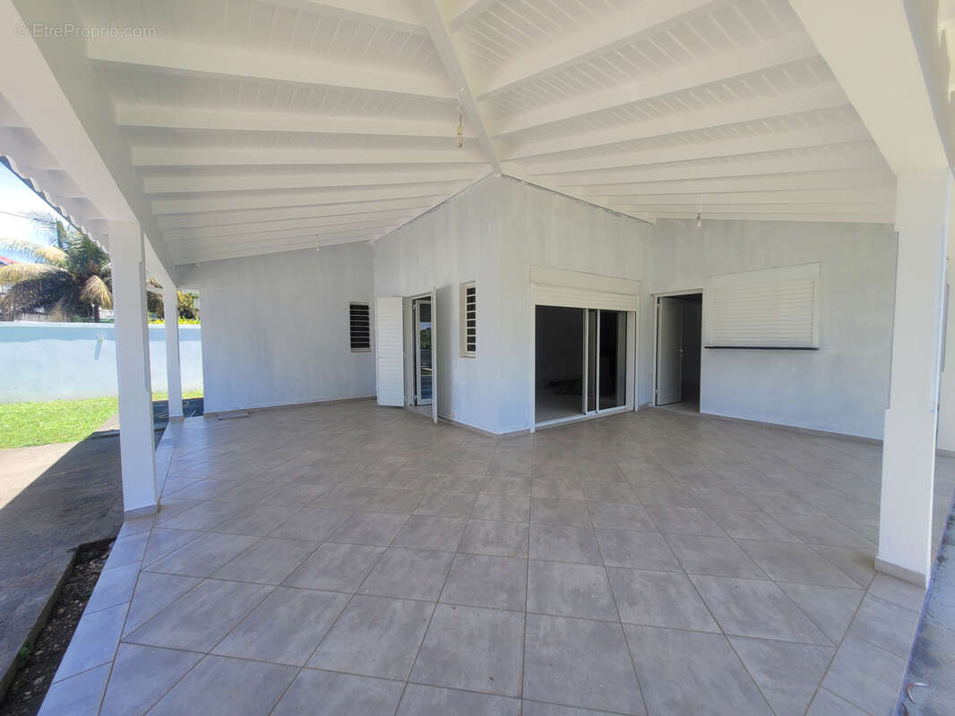 Maison à SAINTE-ROSE