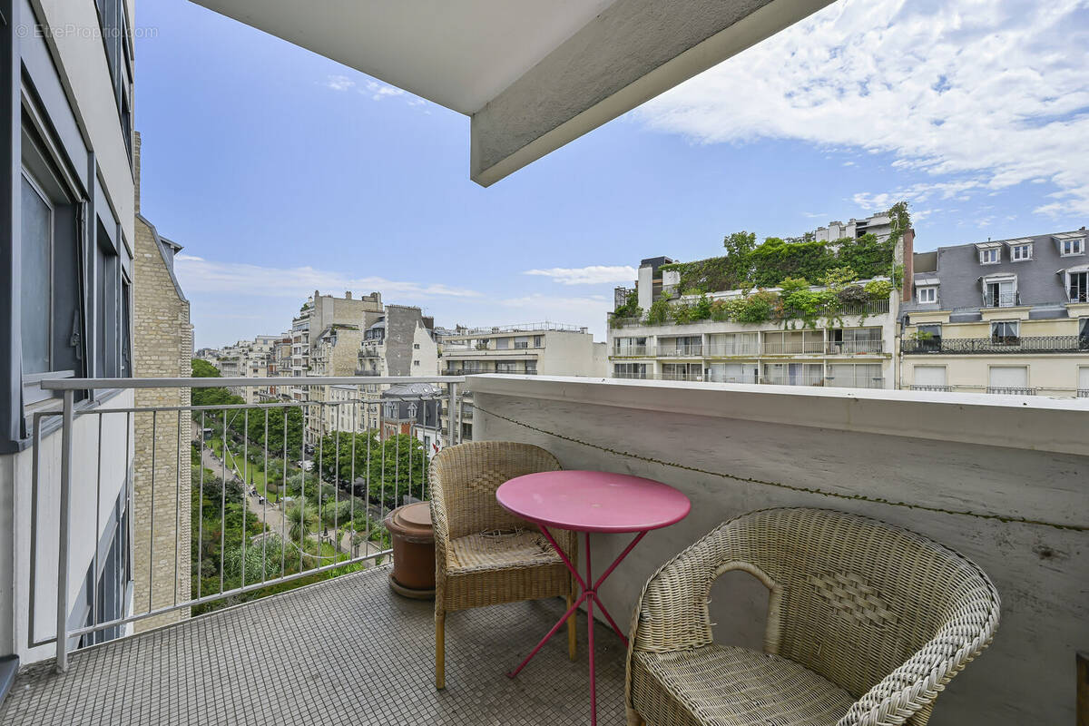 Photo 1 - Appartement à PARIS-16E