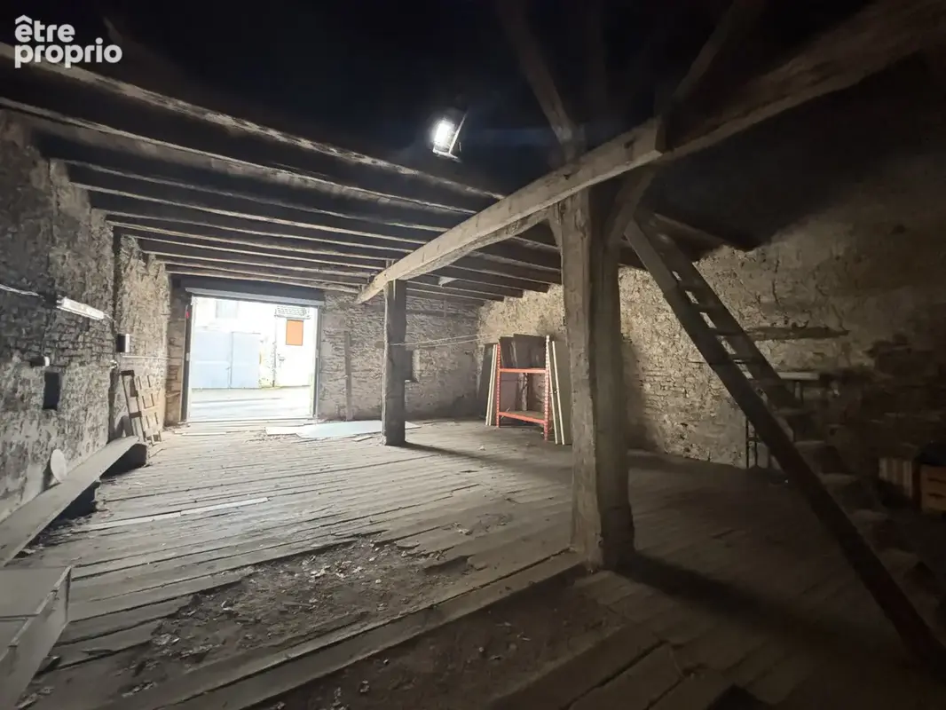 CHATILLON SUR SEINE : proche du centre ville ,maison rénovée de 120 m2 avec grange de 100m2 et cour - photo 20