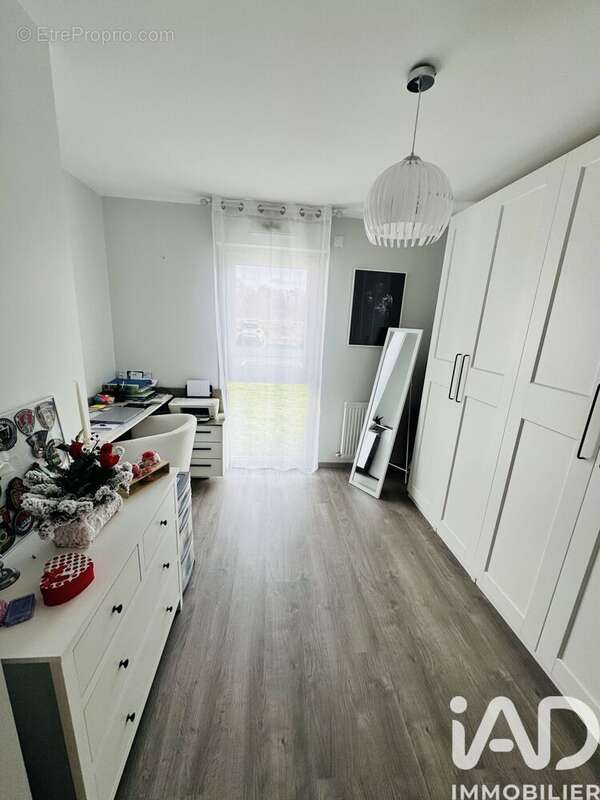 Appartement 73 m² à Cannes-Ecluse  - photo 8