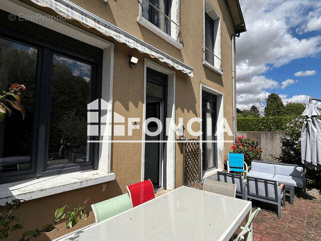 Maison à BEAUMONT-SUR-SARTHE