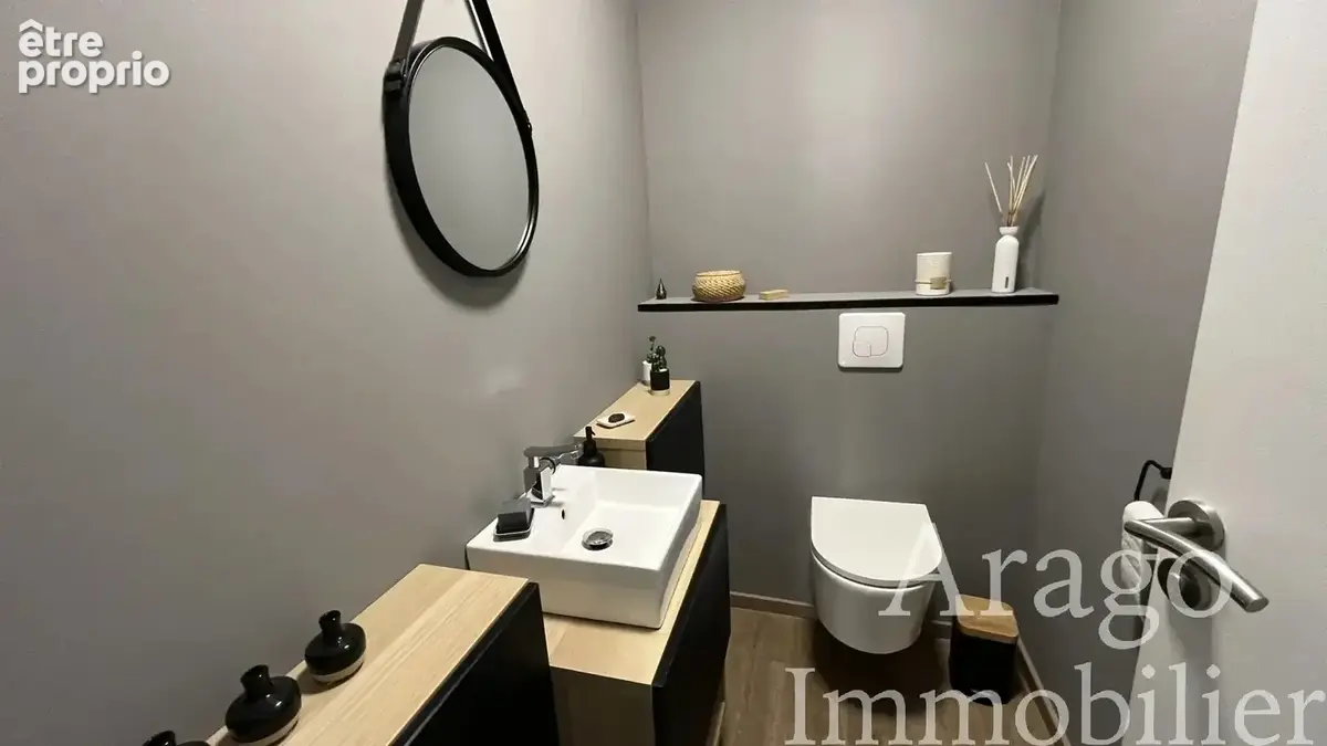 Maison de charme à vendre à Claira - photo 12