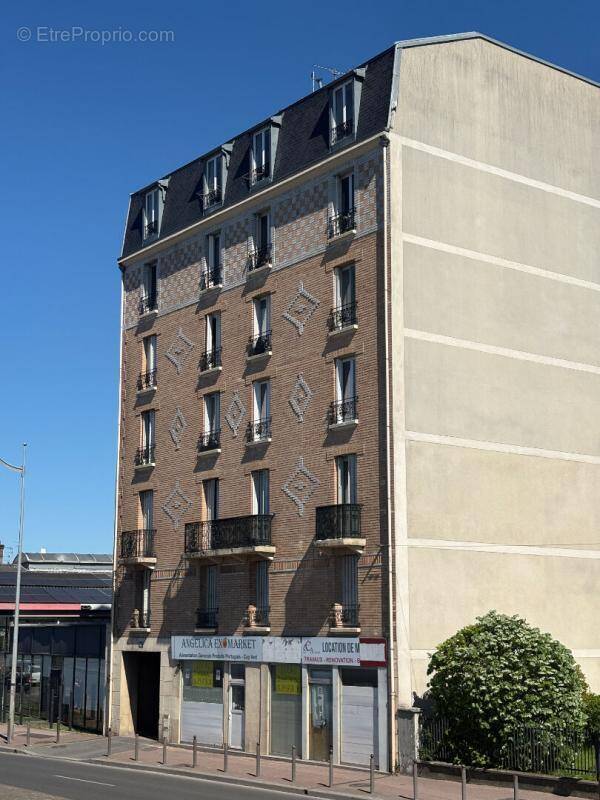 Appartement à VILLENEUVE-SAINT-GEORGES