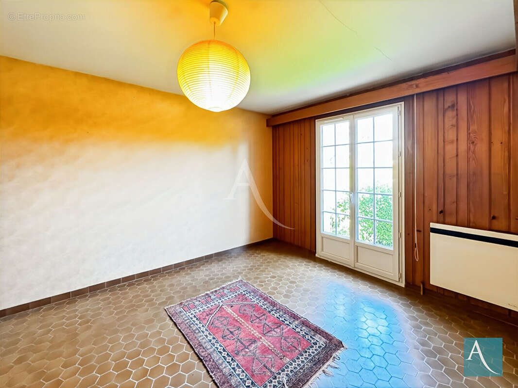 Maison à EGLY