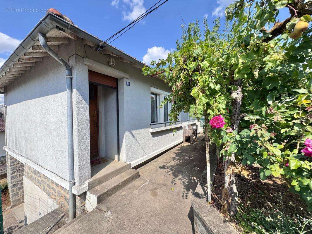 Maison 56 m² à Limoges  - photo 6