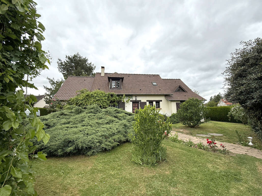 Maison à ANET