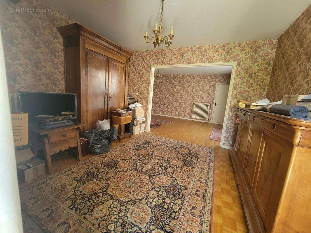 Opportunité à saisir - Vaste T4/5 avec balcon - photo 10