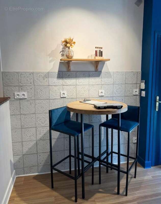 Photo 2 - Commerce à ANGERS