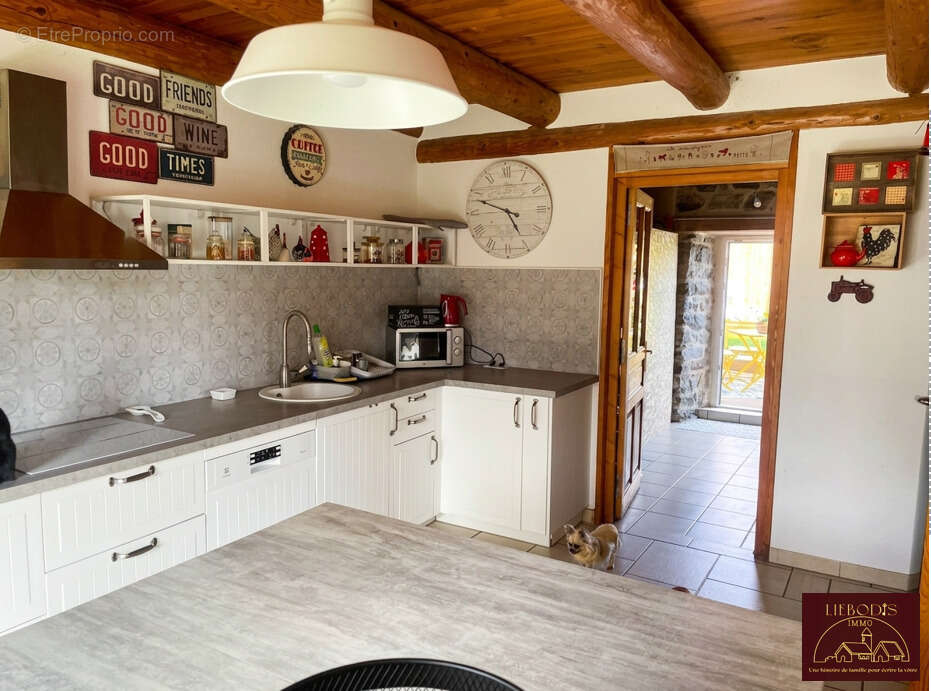 Bâtisse en pierre d'époque à découvrir - photo 7