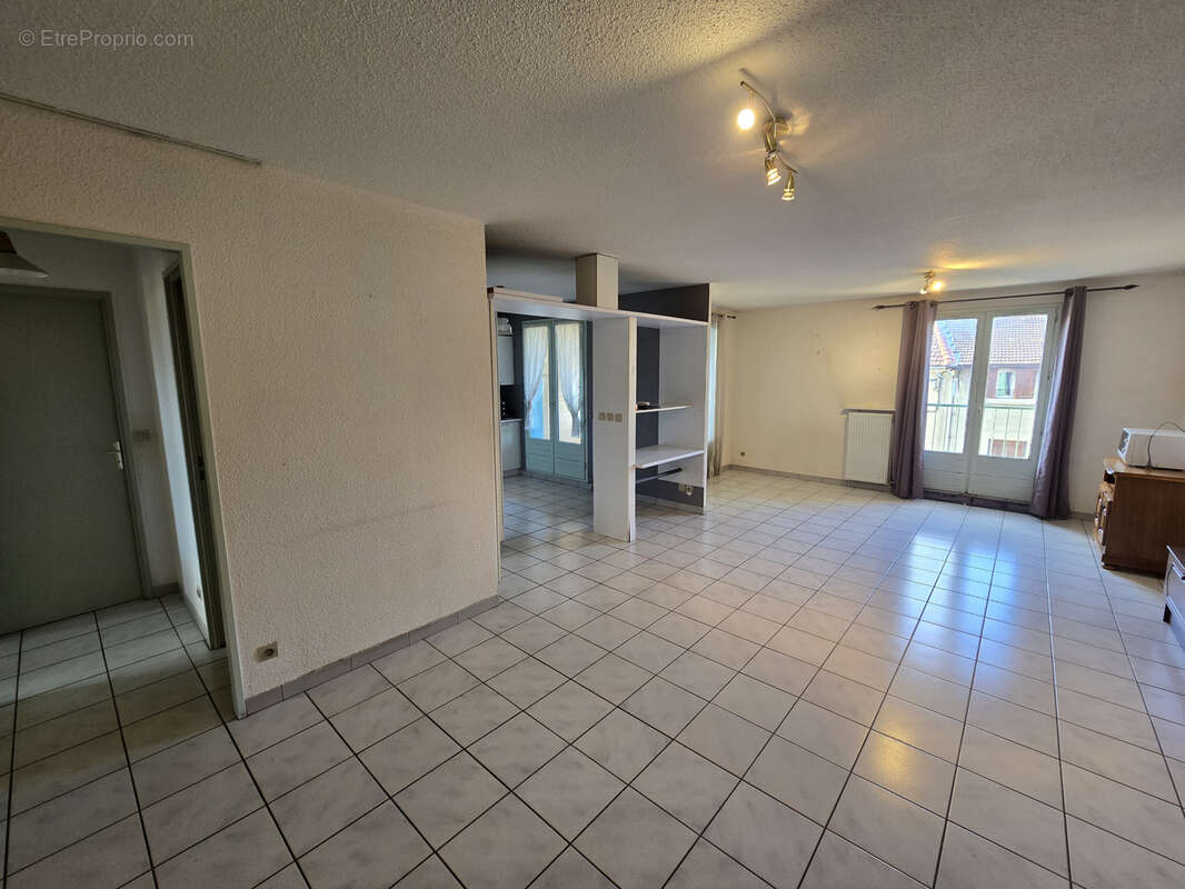 Appartement à BOURG-DE-PEAGE