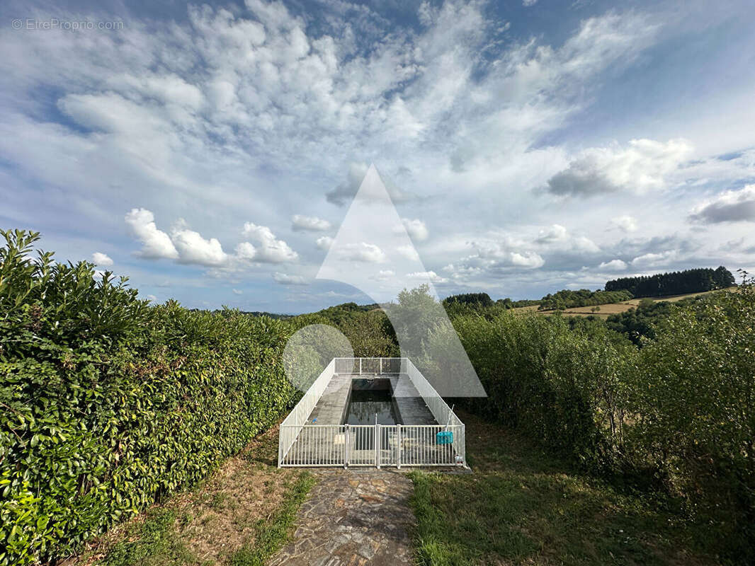 Maison Prendeignes 156m², 6 pièces, 4 chambres avec piscine. - photo 4