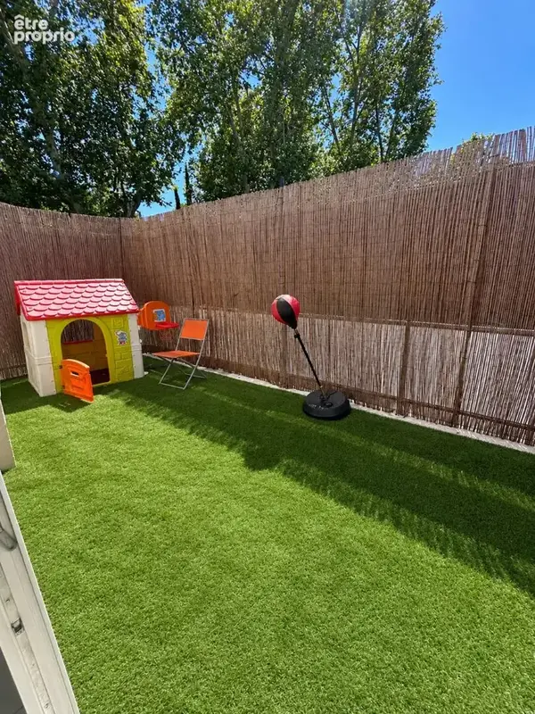 Appartement 74m² à marseille 11e arrondissement - photo 2