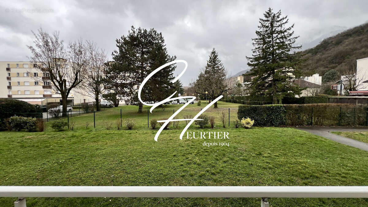 Appartement à SEYSSINET-PARISET