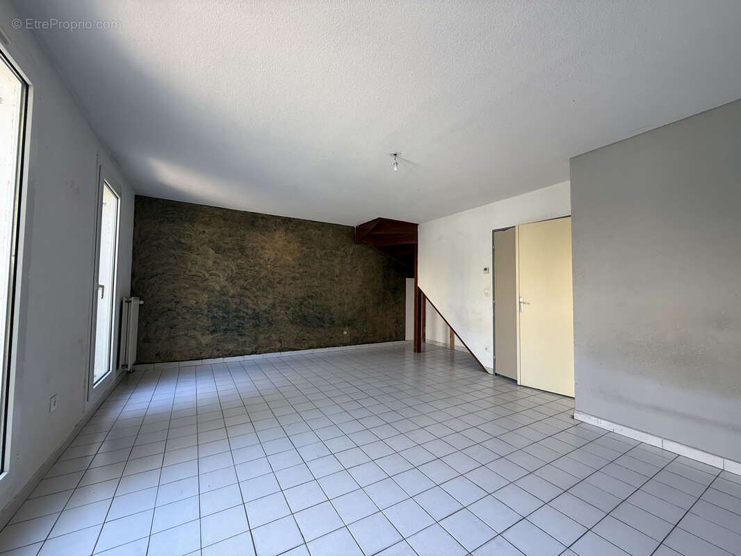 Maison à VILLENEUVE-LES-MAGUELONE