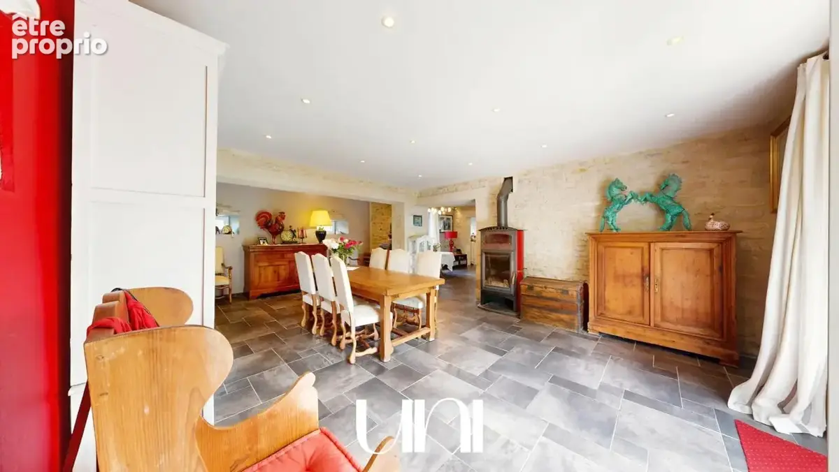 Maison T8 de 352 m2 avec terrain de 1,4 hectares - photo 5