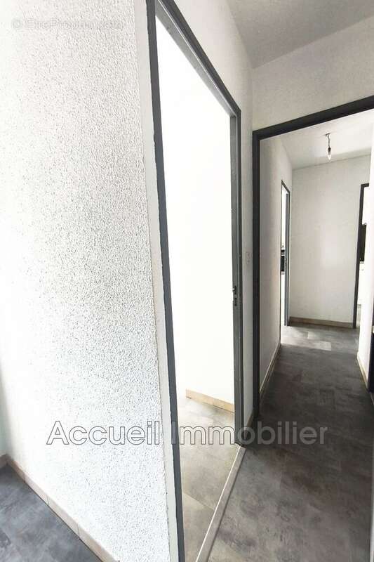 Appartement 55 m² à Le Grau-Du-Roi  - photo 7