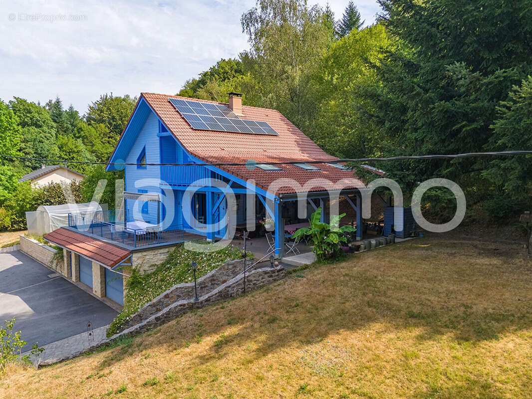 Superbe Chalet à DINOZE  dans un cadre de vie privilégié - photo 3