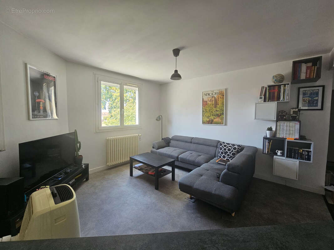 Appartement vichy avec garage - photo 2