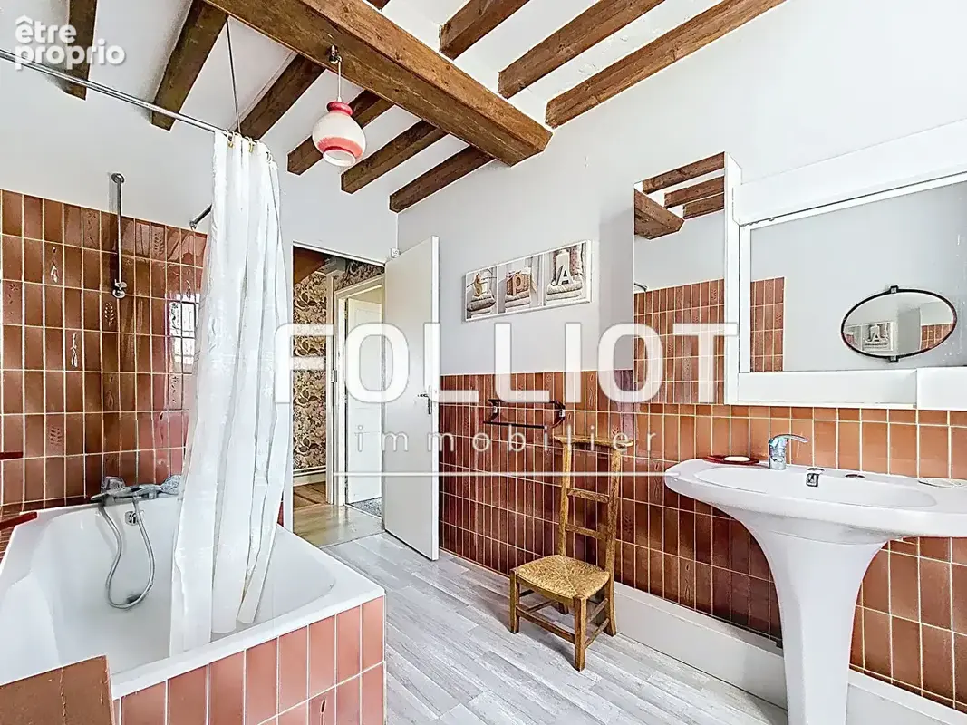 Maison en pierre de 144 m² , 5 pièces et 3 chambres. - photo 11