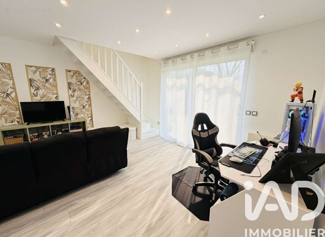 Photo 4 - Maison à LIEUSAINT