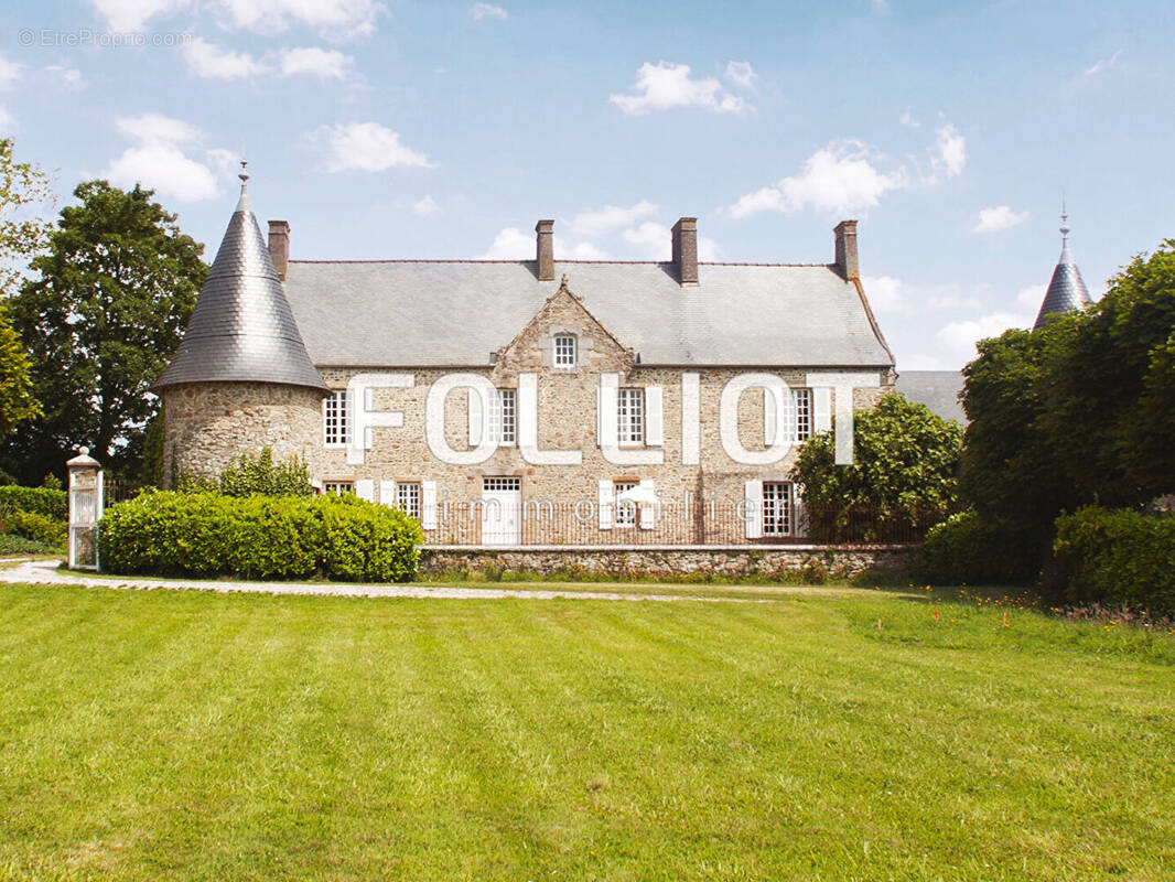 Maison à AGON-COUTAINVILLE