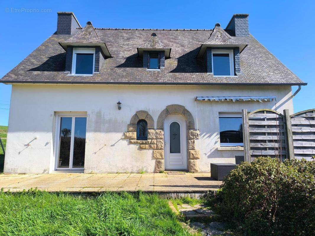Maison à LA PRENESSAYE