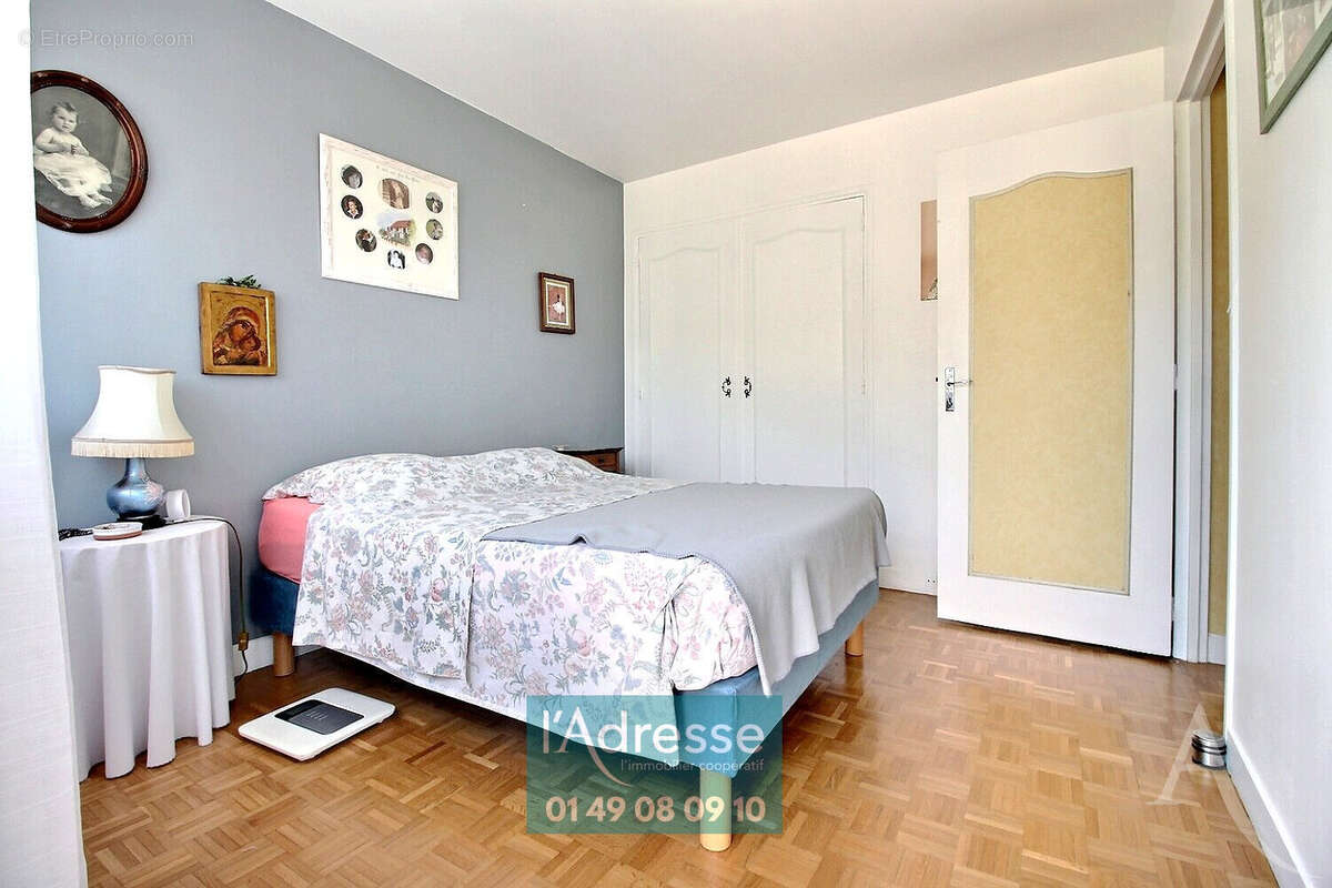 Lumineux 3 pièces avec 3 balcons, parking et cave ? Résidence très bien entretenue - photo 3