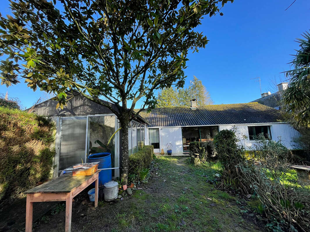 Maison à SAINT-AUBIN-D'AUBIGNE