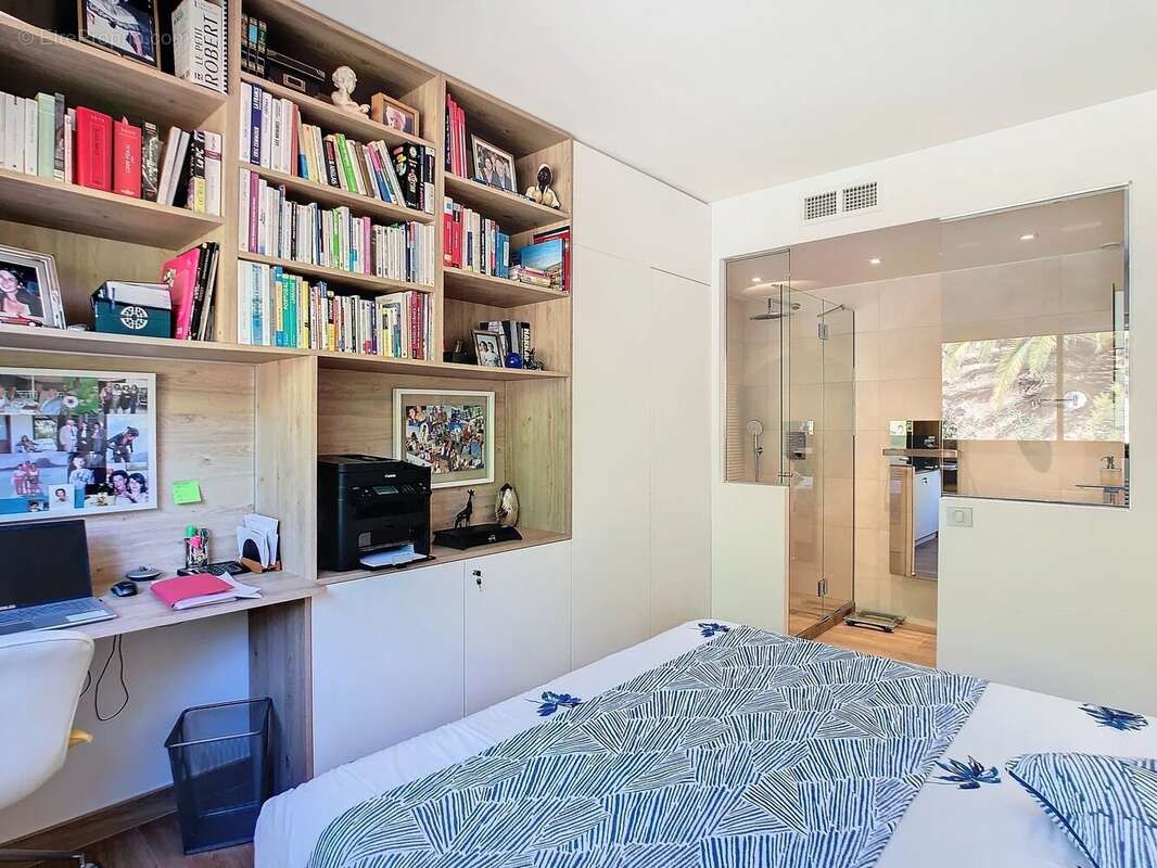 Appartement à LE CANNET