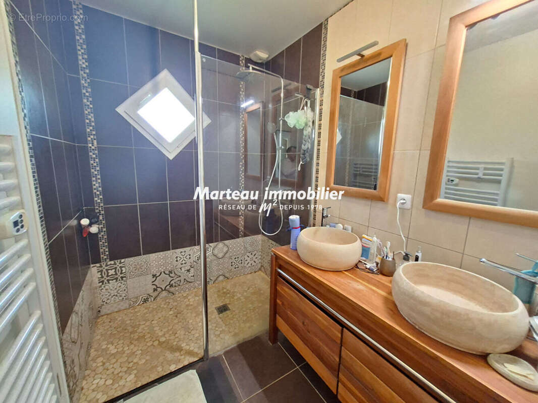 Maison à VOIVRES-LES-LE-MANS